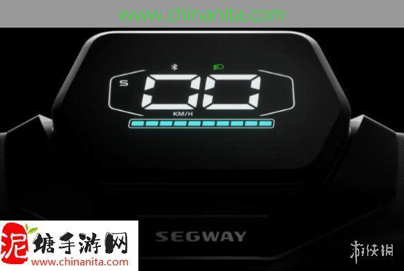 长续航电动滑板车怎么选？40KM续航+机能风外观，九号Segway ZT3 Pro很抢眼